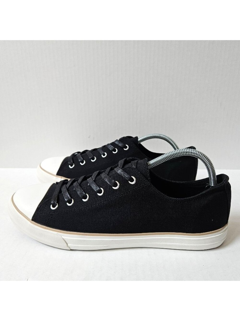 New Republic Shoes Mens 12 Night Cap Black Canvas Sneakers NWOT